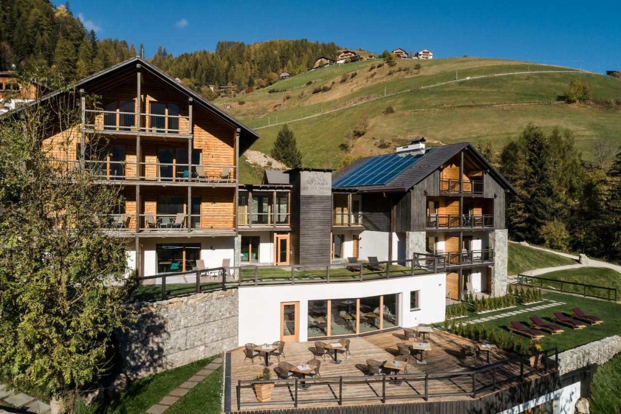 Les Dolomites Mountain Lodges San Martino in Badia Exteriör bild